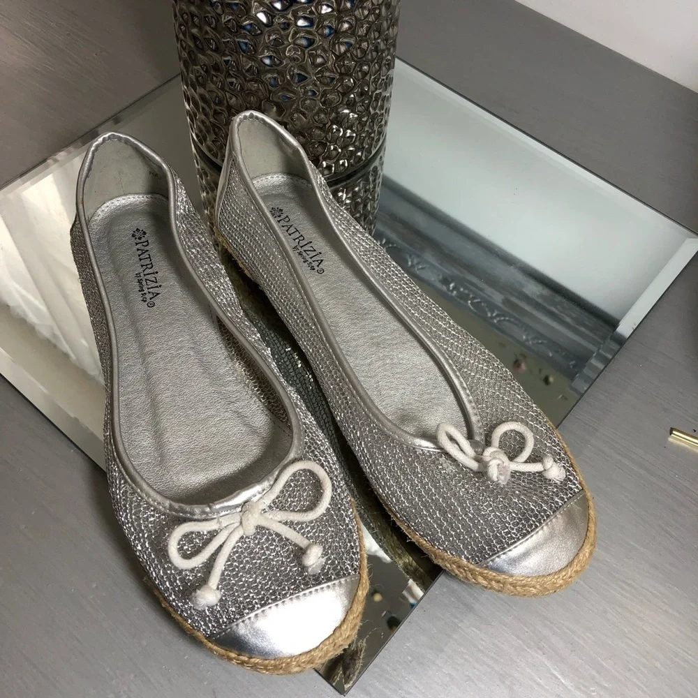 PATRIZIA WOMENS  ESPADRILLE..